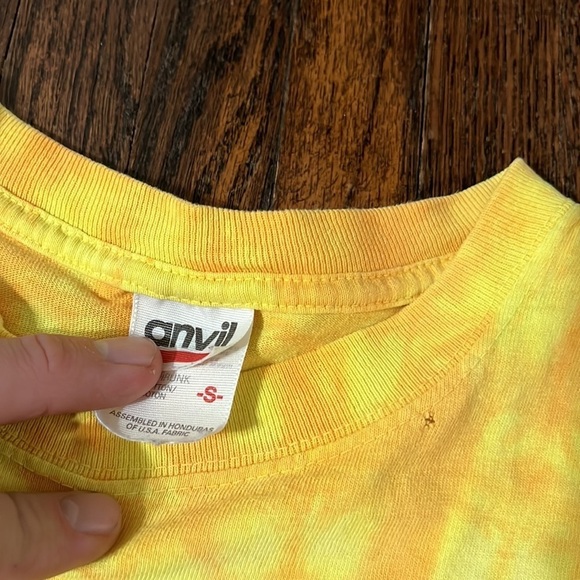 Reese’s peanut butter cup chocolate bar men’s small anvil tag 2002 Y2K t-shirt - Picture 4 of 6